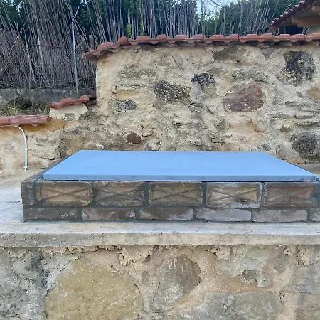 Casa Di Fragkiskos. ένα σπίτι μέσα στη φύση. *